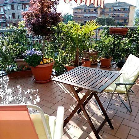 Appartamento Con Terrazzo A Gorgonzola Kültér fotó