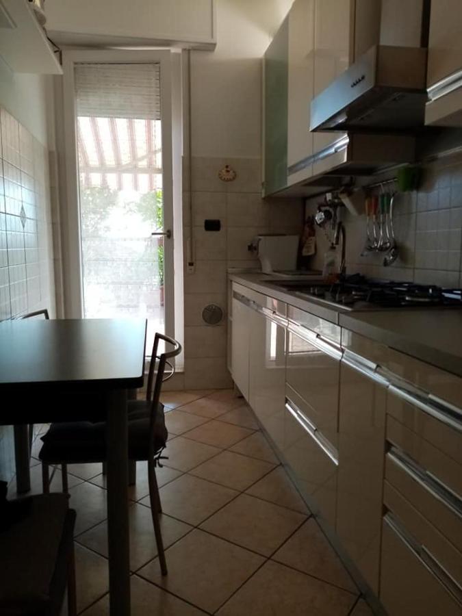 Appartamento Con Terrazzo A Gorgonzola Kültér fotó