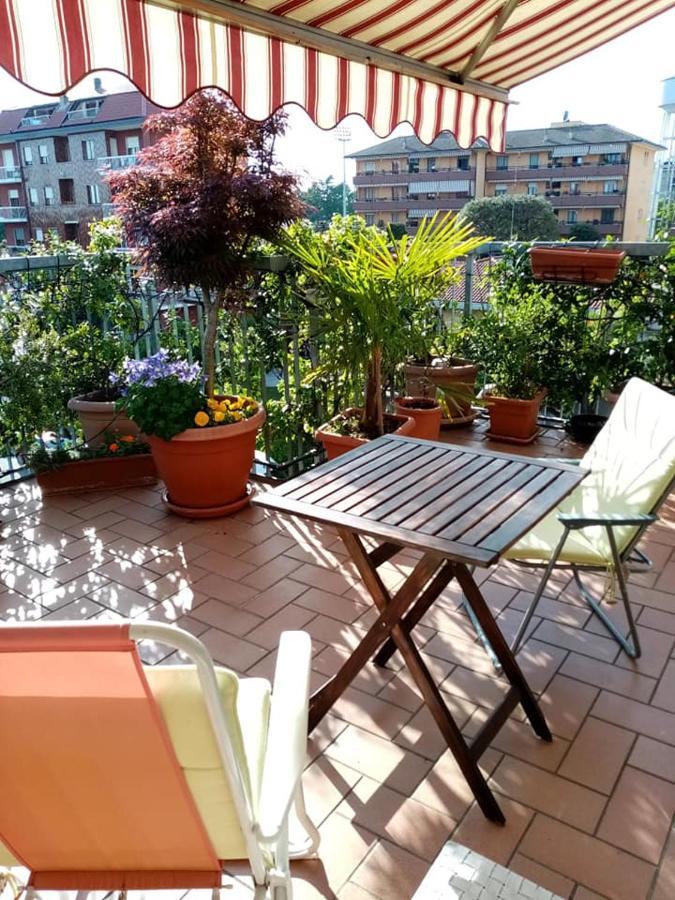 Appartamento Con Terrazzo A Gorgonzola Kültér fotó