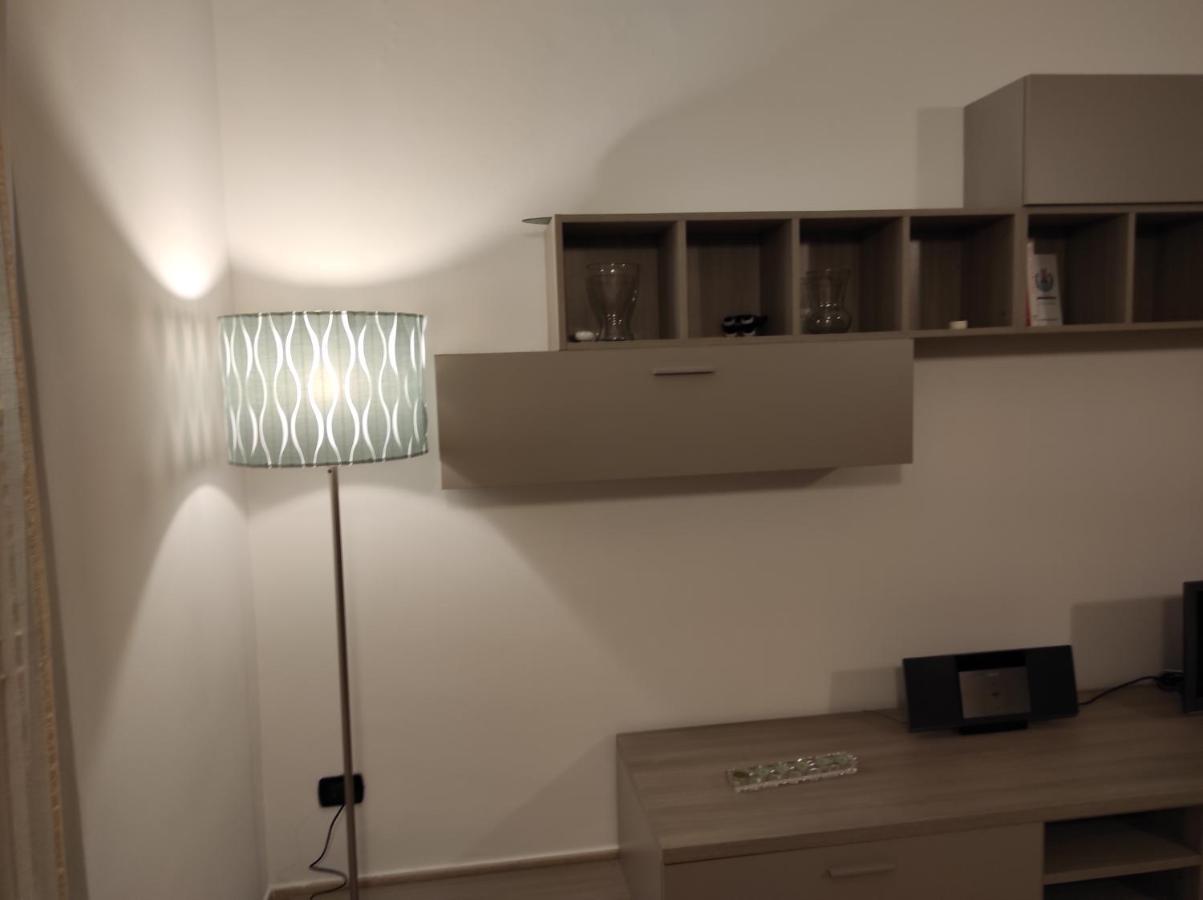 Appartamento Con Terrazzo A Gorgonzola Kültér fotó